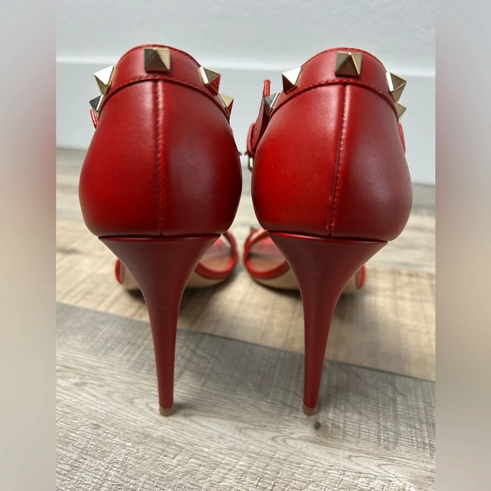Valentino Garavani Red Studded Heels - Picture 5 of 9